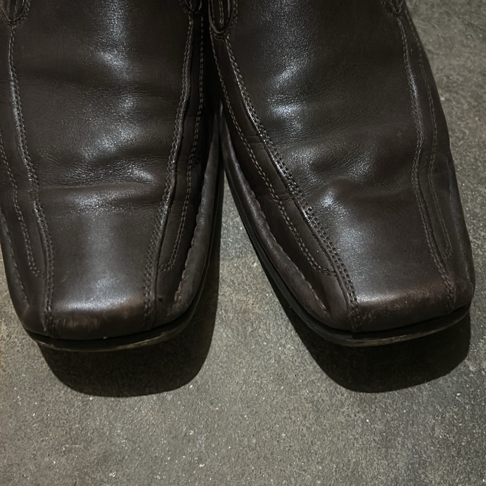 MENS KENNETH COLE "RING N RUN" BROWN LEATHER SLIP ON SHOES SIZE 9.5 LOAFERS - Picture 4 of 6